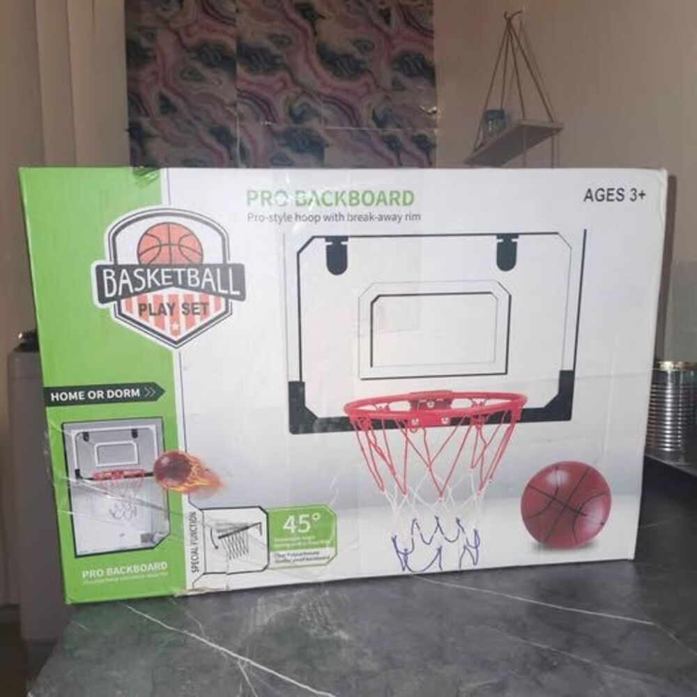 Basketball Play Set PRO BACKBOARD Pro-style hoop